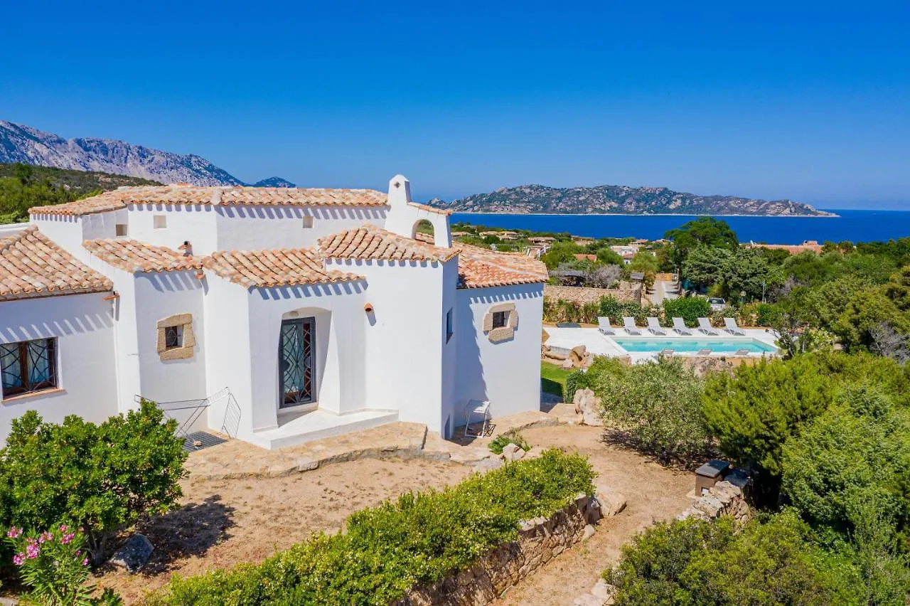 Villa Adele, Con Piscina A 700 Mt Dal Mare Monte Petrosu