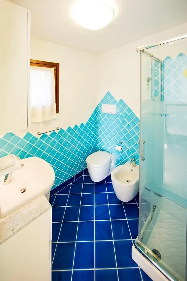 Villa Adele, Con Piscina A 700 Mt Dal Mare Monte Petrosu
