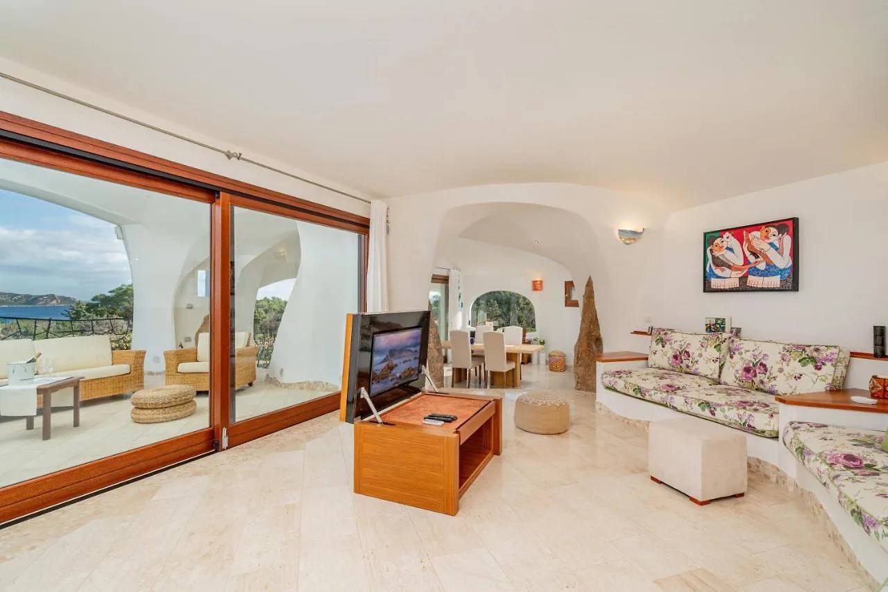 Villa Adele, Con Piscina A 700 Mt Dal Mare Monte Petrosu