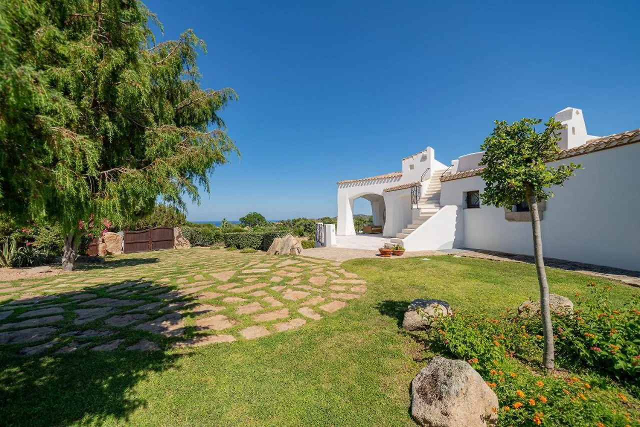 Villa Adele, Con Piscina A 700 Mt Dal Mare مونتي بيتروسو إيطاليا